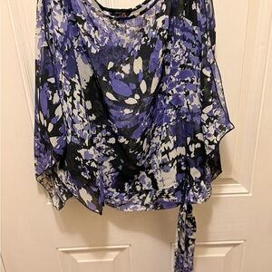 Elegant Women's Floral Top - Black and Purple